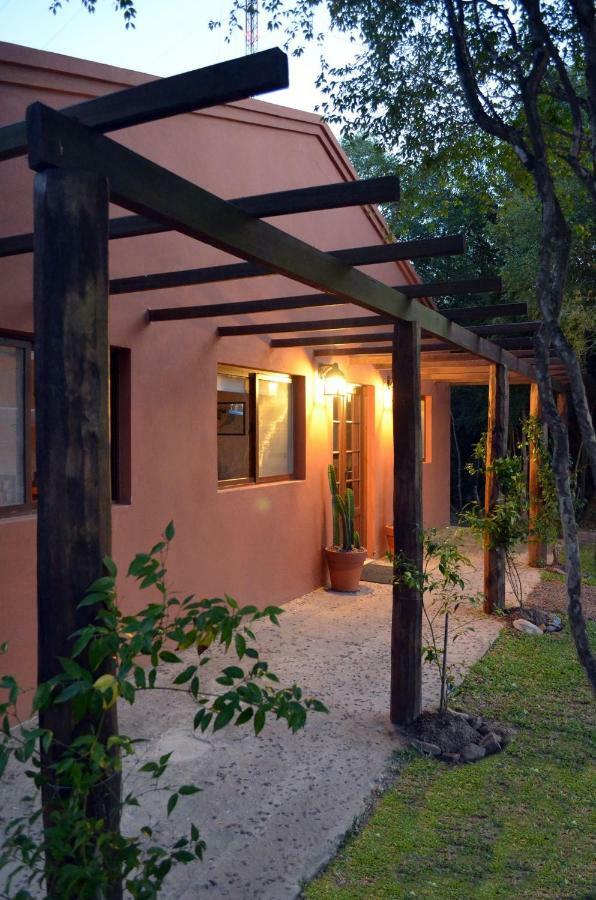 Posada Che Teindy Colonia Carlos Pellegrini  Kültér fotó